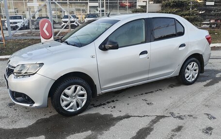 Renault Logan II, 2018 год, 335 000 рублей, 5 фотография