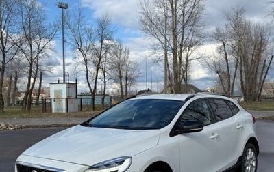 Volvo V40 Cross Country I, 2017 год, 1 700 000 рублей, 1 фотография