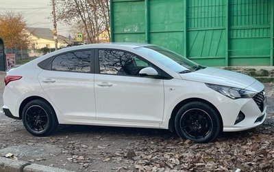 Hyundai Solaris II рестайлинг, 2021 год, 1 700 000 рублей, 1 фотография