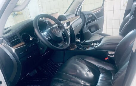 Lexus LX III, 2016 год, 4 850 000 рублей, 4 фотография