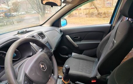 Renault Sandero II рестайлинг, 2018 год, 800 000 рублей, 5 фотография