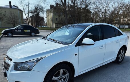 Chevrolet Cruze II, 2012 год, 670 000 рублей, 9 фотография