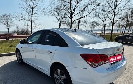 Chevrolet Cruze II, 2012 год, 670 000 рублей, 7 фотография
