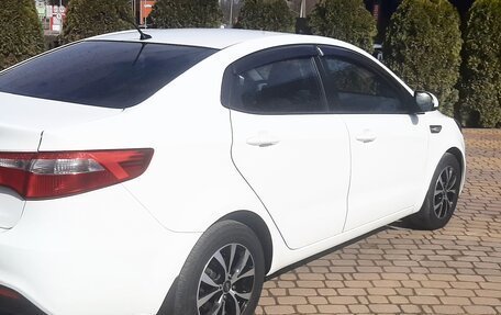 KIA Rio III рестайлинг, 2013 год, 980 000 рублей, 2 фотография