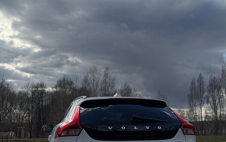 Volvo V40 Cross Country I, 2017 год, 1 700 000 рублей, 5 фотография