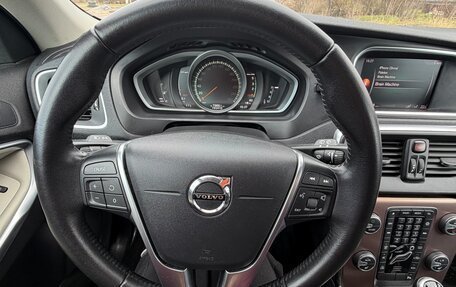 Volvo V40 Cross Country I, 2017 год, 1 700 000 рублей, 9 фотография