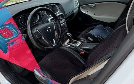 Volvo V40 Cross Country I, 2017 год, 1 700 000 рублей, 7 фотография