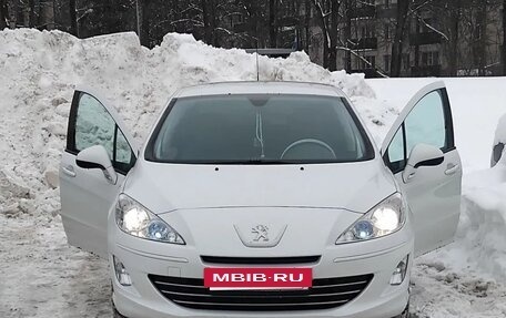 Peugeot 408 I рестайлинг, 2013 год, 600 000 рублей, 4 фотография