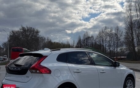 Volvo V40 Cross Country I, 2017 год, 1 700 000 рублей, 4 фотография