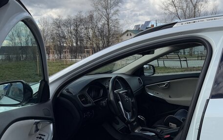 Volvo V40 Cross Country I, 2017 год, 1 700 000 рублей, 29 фотография