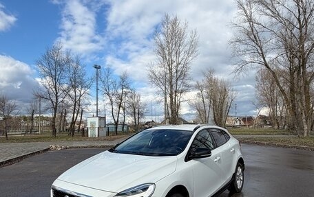 Volvo V40 Cross Country I, 2017 год, 1 700 000 рублей, 28 фотография