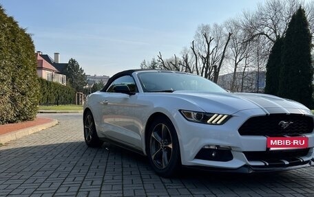 Ford Mustang VI рестайлинг, 2014 год, 2 990 000 рублей, 15 фотография
