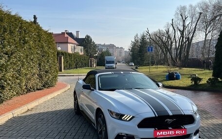 Ford Mustang VI рестайлинг, 2014 год, 2 990 000 рублей, 16 фотография