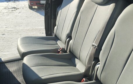 KIA Carnival III, 2008 год, 920 000 рублей, 16 фотография