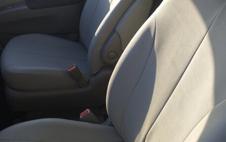 KIA Carnival III, 2008 год, 920 000 рублей, 14 фотография