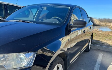 Skoda Rapid I, 2014 год, 1 030 000 рублей, 2 фотография