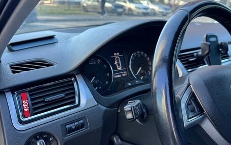 Skoda Rapid I, 2014 год, 1 030 000 рублей, 10 фотография