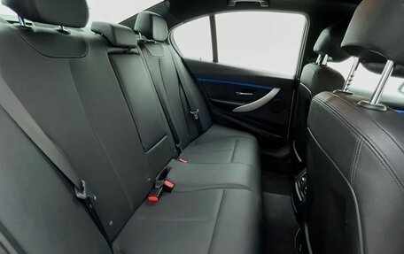 BMW 3 серия, 2018 год, 1 300 000 рублей, 4 фотография