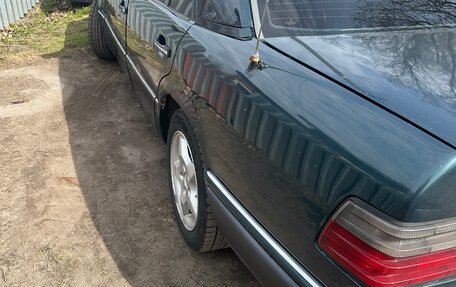 Mercedes-Benz E-Класс, 1995 год, 175 000 рублей, 4 фотография