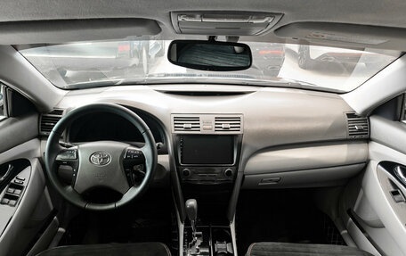 Toyota Camry, 2008 год, 970 000 рублей, 17 фотография