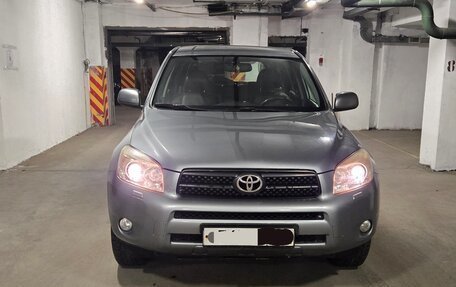 Toyota RAV4, 2006 год, 700 000 рублей, 1 фотография