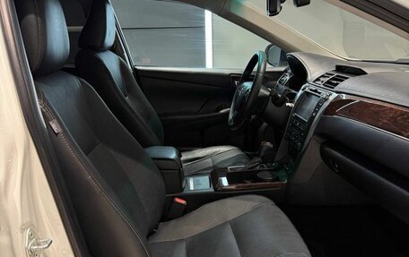 Toyota Camry, 2016 год, 2 050 000 рублей, 17 фотография