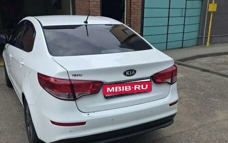 KIA Rio III рестайлинг, 2015 год, 970 000 рублей, 13 фотография