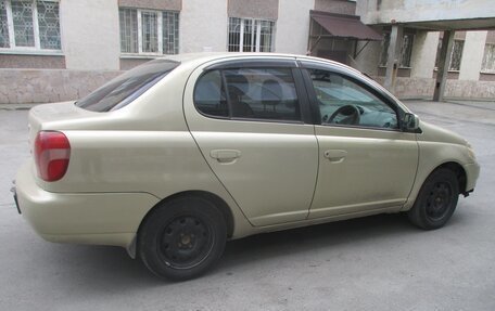 Toyota Platz, 2000 год, 250 000 рублей, 9 фотография