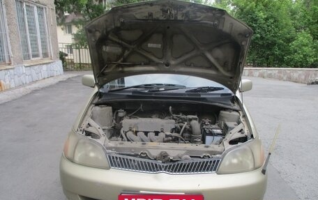 Toyota Platz, 2000 год, 250 000 рублей, 11 фотография