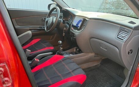 KIA Rio II, 2011 год, 385 000 рублей, 12 фотография