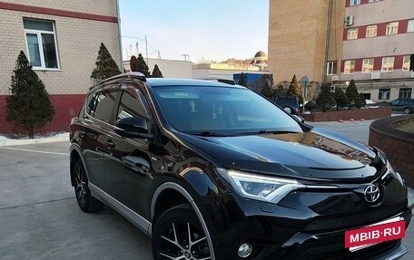 Toyota RAV4, 2017 год, 2 750 000 рублей, 5 фотография