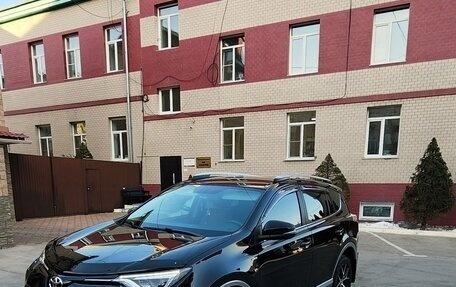 Toyota RAV4, 2017 год, 2 750 000 рублей, 6 фотография