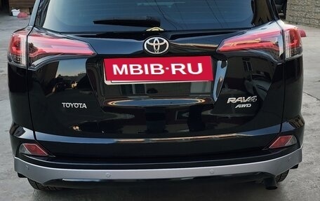 Toyota RAV4, 2017 год, 2 750 000 рублей, 8 фотография