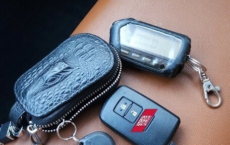 Toyota RAV4, 2017 год, 2 750 000 рублей, 29 фотография