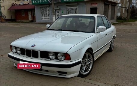 BMW 5 серия, 1992 год, 380 000 рублей, 4 фотография