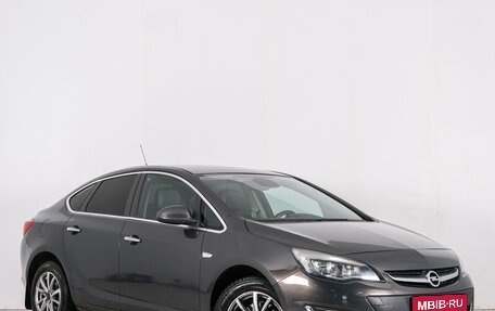 Opel Astra J, 2013 год, 899 000 рублей, 1 фотография