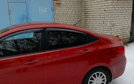 Hyundai Solaris II рестайлинг, 2013 год, 860 000 рублей, 3 фотография