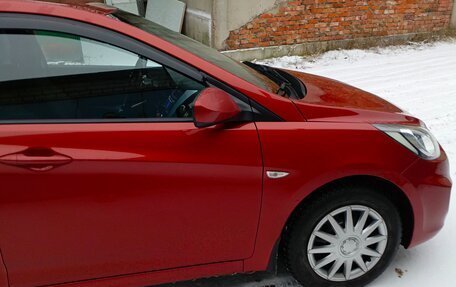 Hyundai Solaris II рестайлинг, 2013 год, 860 000 рублей, 7 фотография