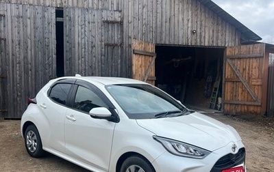 Toyota Yaris, 2021 год, 1 600 000 рублей, 1 фотография