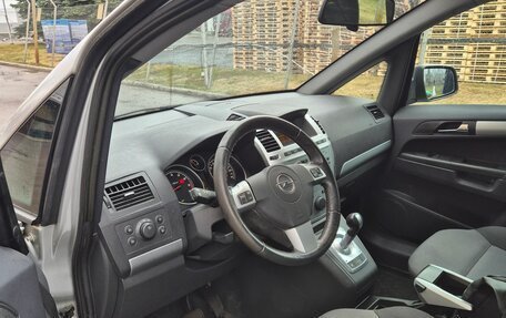 Opel Zafira B, 2010 год, 650 000 рублей, 6 фотография