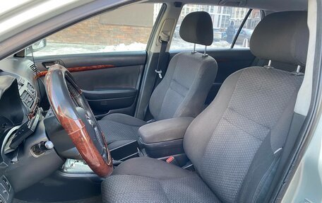 Toyota Avensis III рестайлинг, 2004 год, 820 000 рублей, 9 фотография