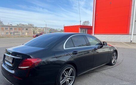 Mercedes-Benz E-Класс, 2019 год, 2 600 000 рублей, 6 фотография