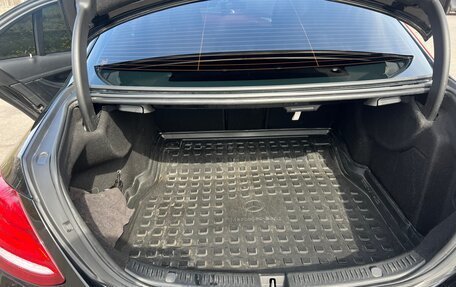 Mercedes-Benz E-Класс, 2019 год, 2 600 000 рублей, 8 фотография