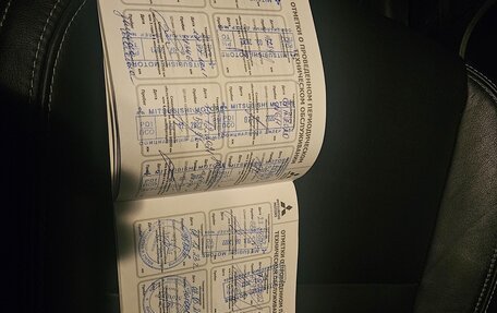 Mitsubishi Outlander III рестайлинг 3, 2019 год, 2 900 000 рублей, 21 фотография