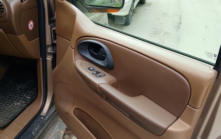 Chevrolet TrailBlazer II, 2003 год, 800 000 рублей, 17 фотография