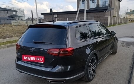 Volkswagen Passat B8 рестайлинг, 2018 год, 2 860 000 рублей, 3 фотография