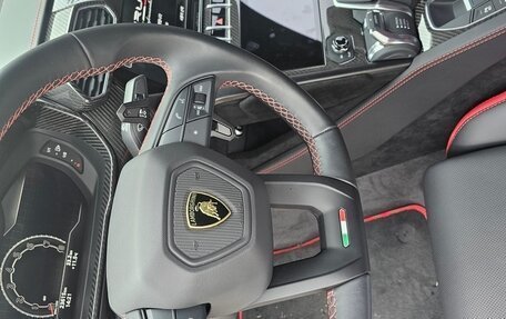 Lamborghini Urus I, 2023 год, 29 500 000 рублей, 14 фотография