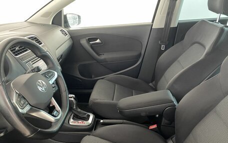 Volkswagen Polo VI (EU Market), 2012 год, 770 000 рублей, 26 фотография