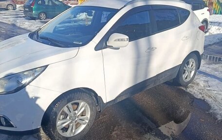 Hyundai ix35 I рестайлинг, 2013 год, 1 100 000 рублей, 2 фотография