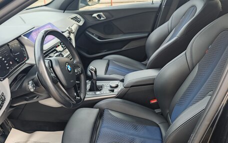 BMW 1 серия, 2021 год, 1 700 000 рублей, 4 фотография